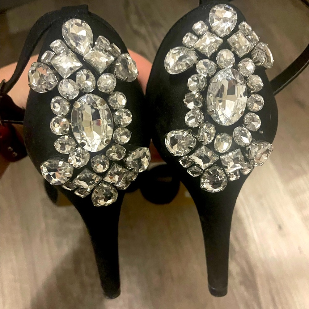 Torrid jeweled back sandals